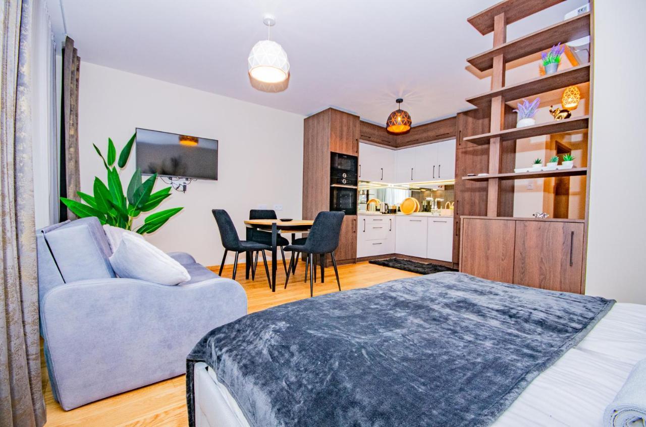 Inpoint Spacious Apartments Near Main Square & Kazimierz District Краков Экстерьер фото