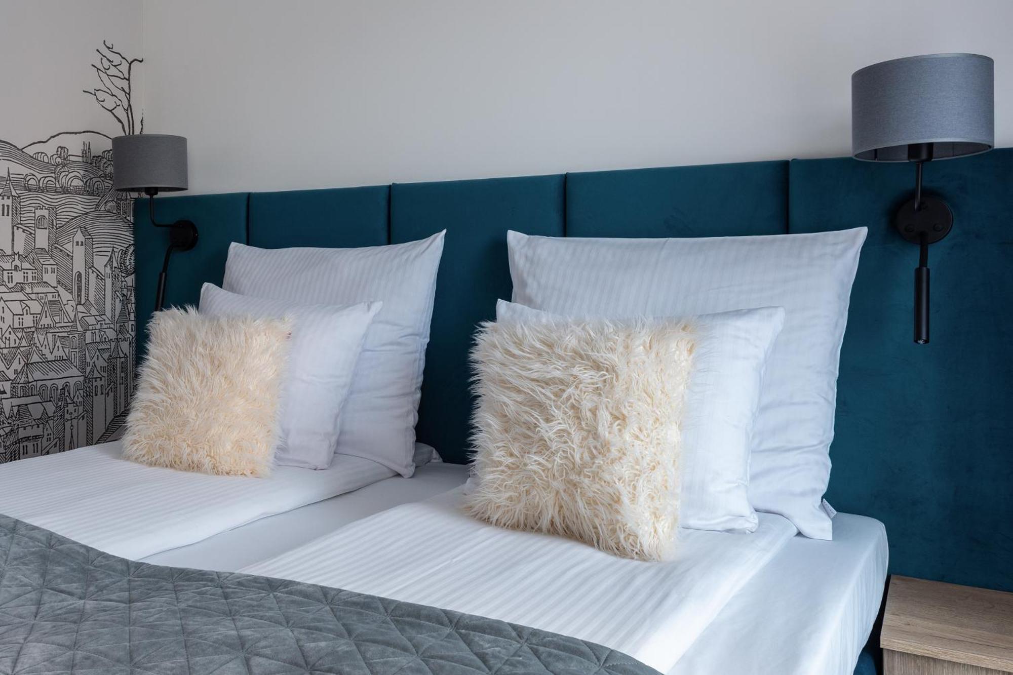 Inpoint Spacious Apartments Near Main Square & Kazimierz District Краков Номер фото