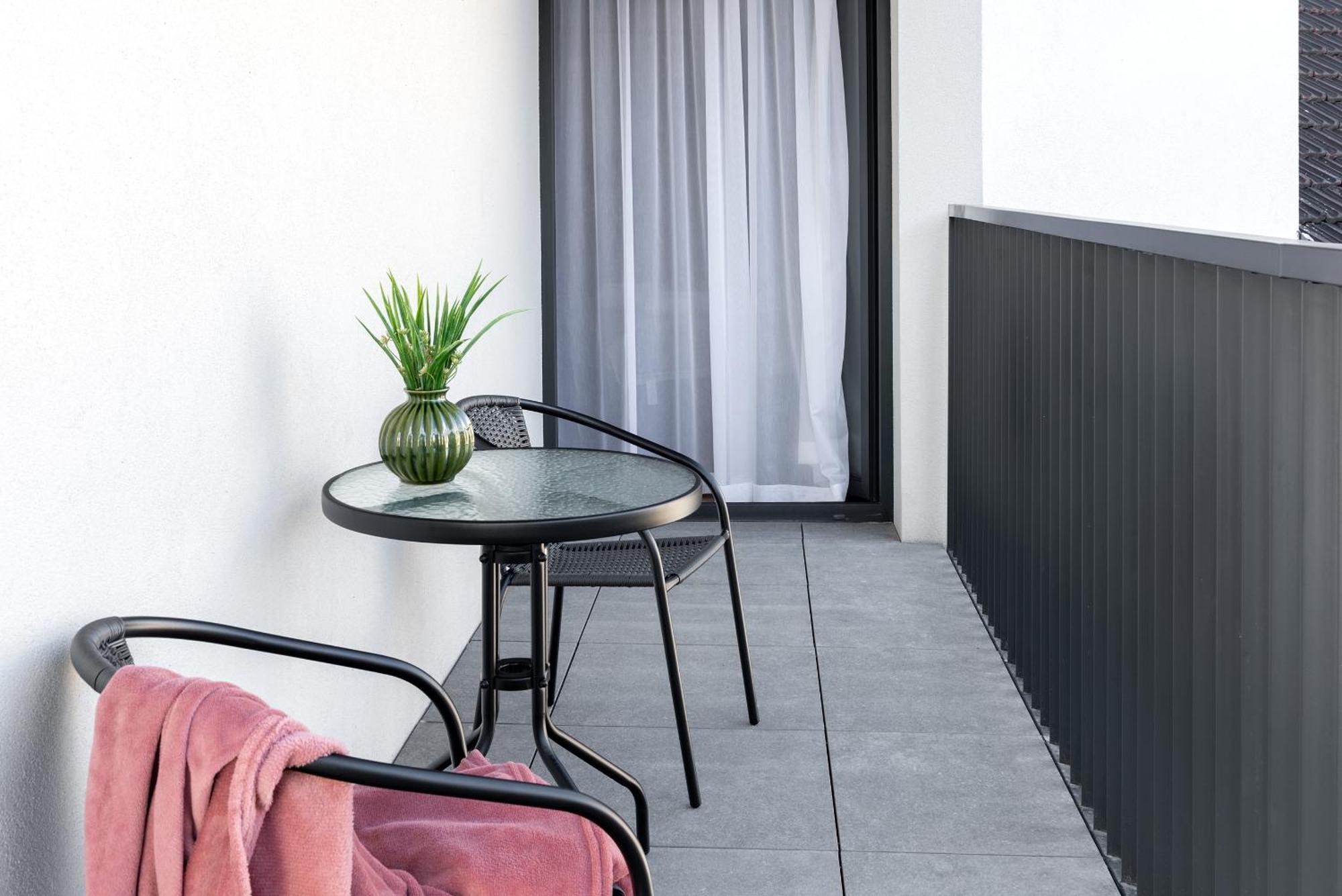 Inpoint Spacious Apartments Near Main Square & Kazimierz District Краков Номер фото