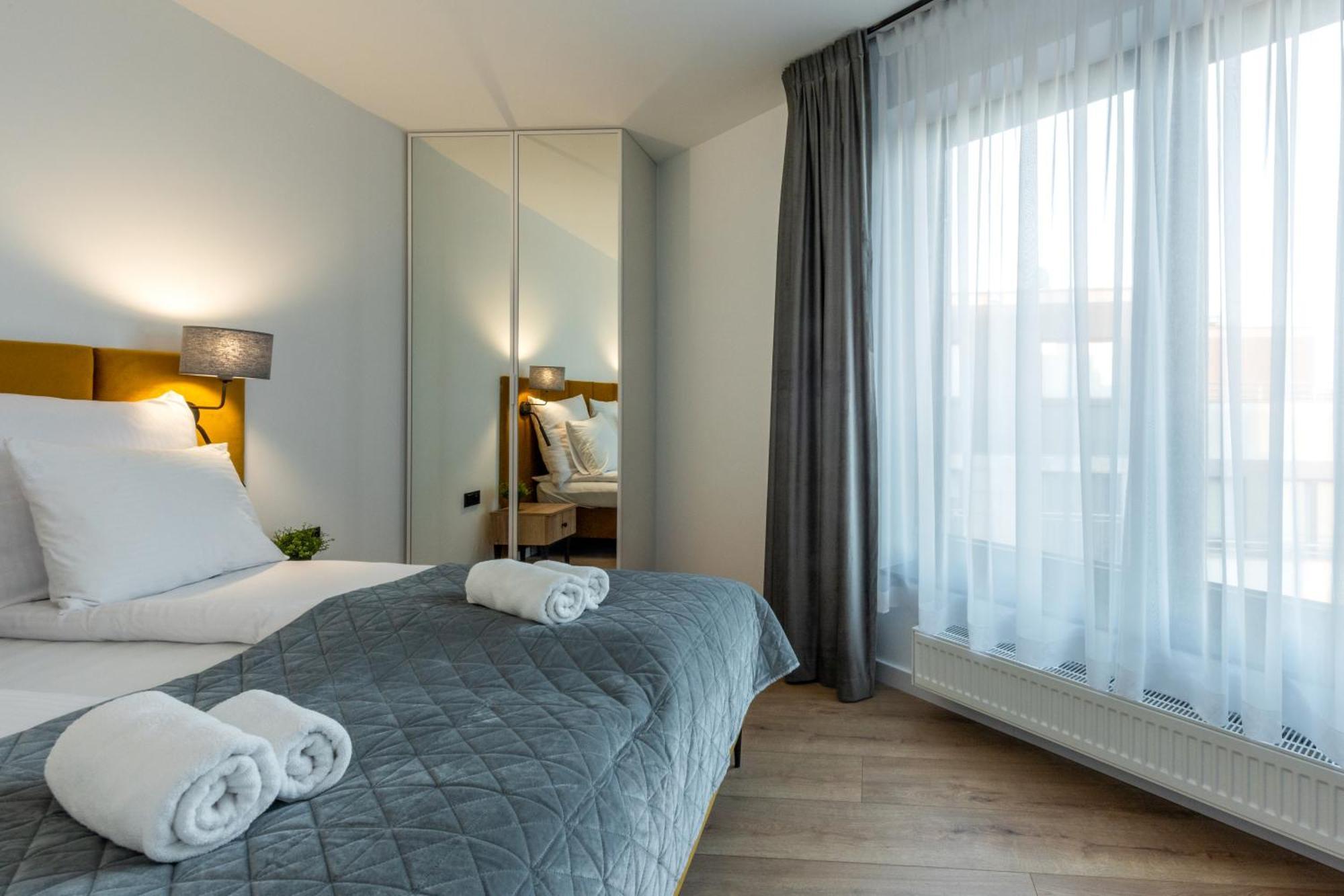 Inpoint Spacious Apartments Near Main Square & Kazimierz District Краков Номер фото