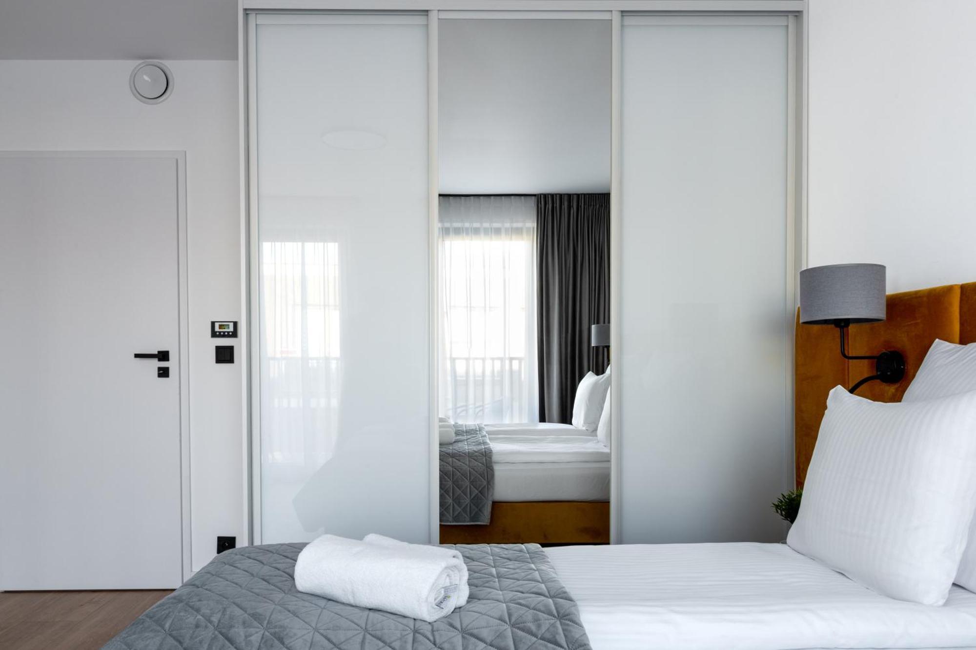 Inpoint Spacious Apartments Near Main Square & Kazimierz District Краков Номер фото
